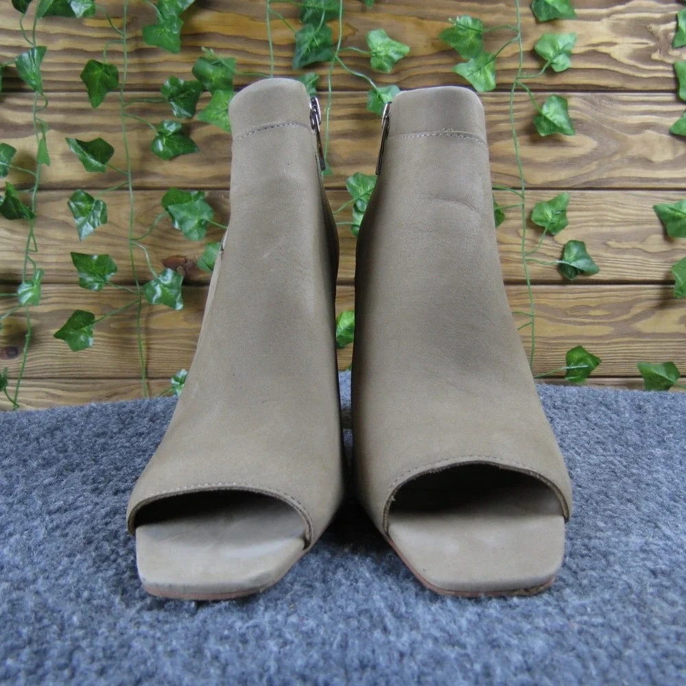 Vince Camuto Fedrilla Women's 6.5 Taupe Suede Open-Toe Bootie Block Heel‎ Chic